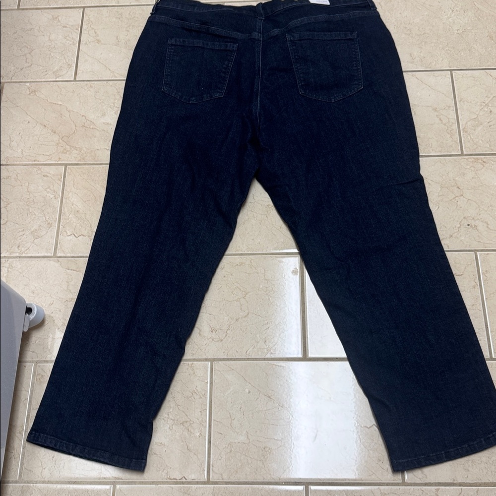 Gloria Vanderbilt Amanda Tapered Leg High-Rise Jeans (BR666) - Picture 4 of 11